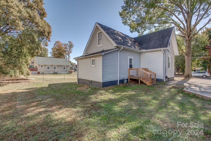 1122 W 4th Ave, Gastonia, NC 28052