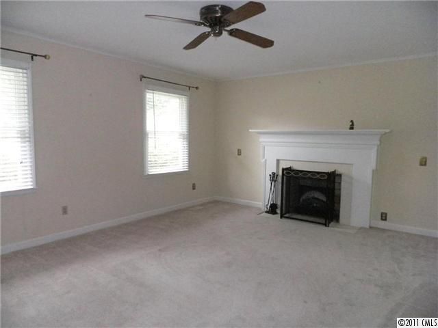 105 Wendover Dr, Lincolnton, NC 28092