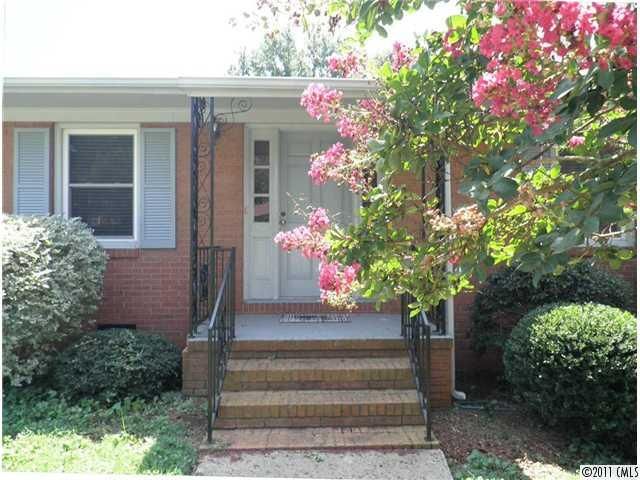 105 Wendover Dr, Lincolnton, NC 28092