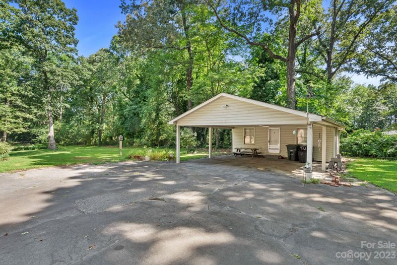 2204 Shady Ln, Monroe, NC 28110