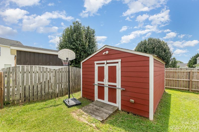 4707 Dewberry Ln, Monroe, NC 28110