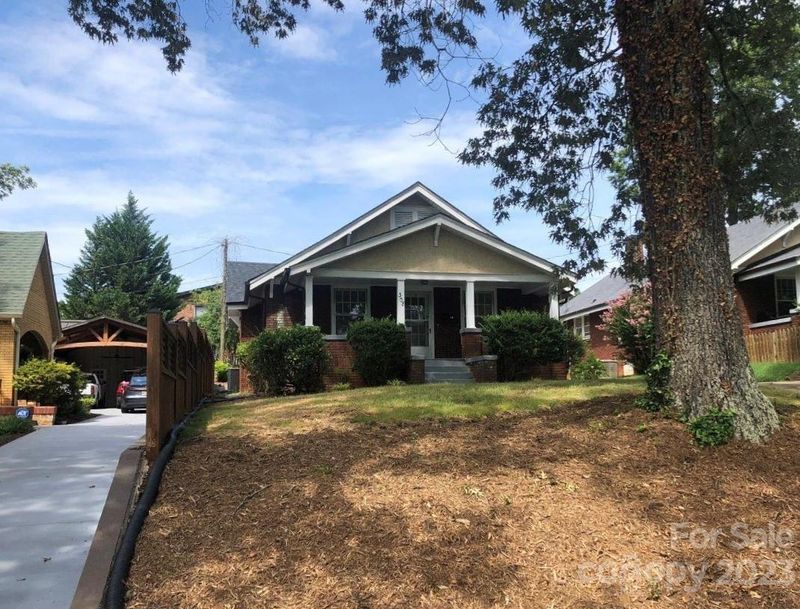 308 6th St SW, Hickory, NC 28602