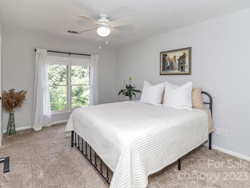 2501 Dilworth Heights Ln, Charlotte, NC 28209