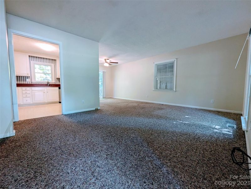 1514 Ridgewood Dr, Gastonia, NC 28054
