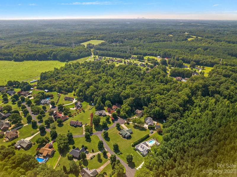 1172 Killian Farm Rd, Stanley, NC 28164