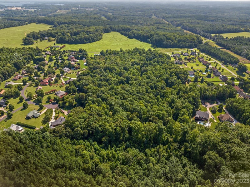 1172 Killian Farm Rd, Stanley, NC 28164