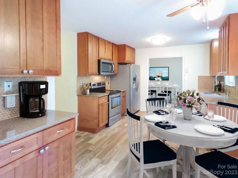 4048 Mozart Ct, Charlotte, NC 28269
