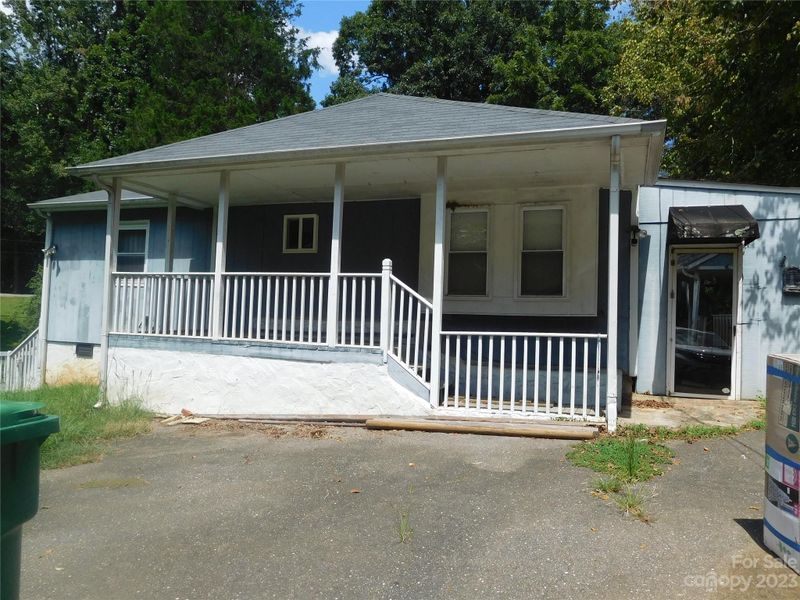 151 Valleydale Dr, Gastonia, NC 28056