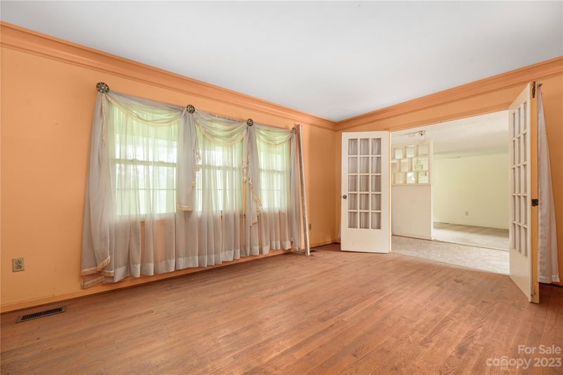 9400 Legranger Rd, Charlotte, NC 28262