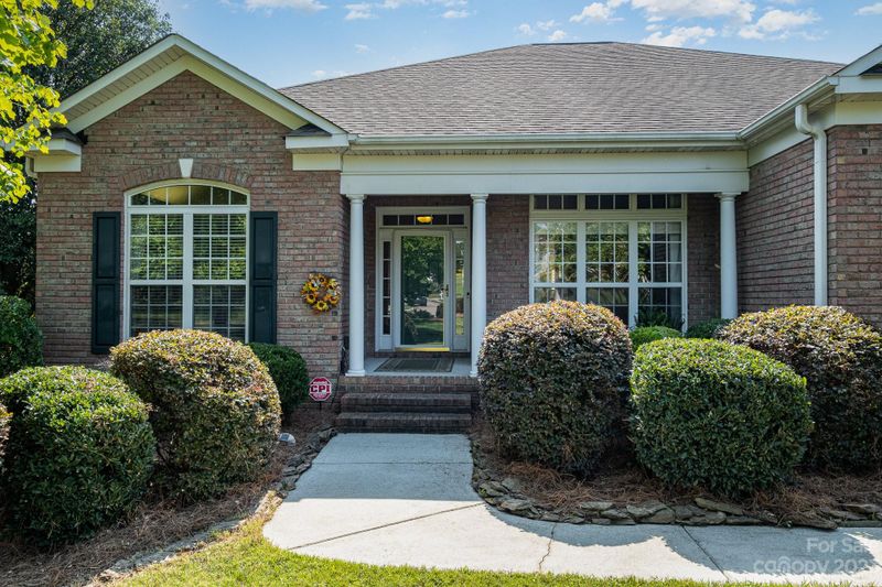 7799 Coachman Ct, Harrisburg, NC 28075