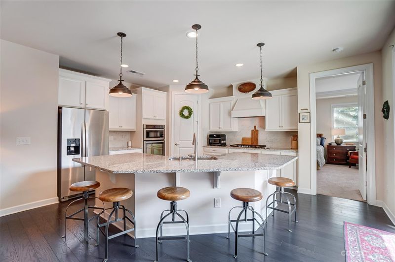 913 Landmark Run Ln, Tega Cay, SC 29708