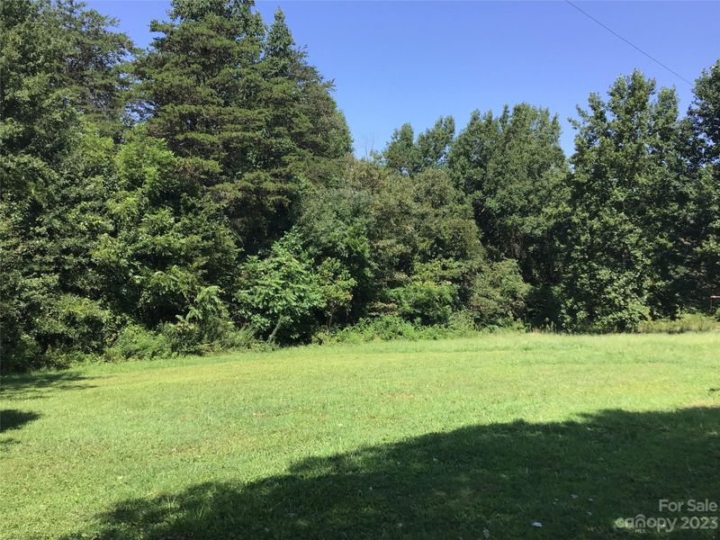 258 Cornwall Rd, Harmony, NC 28634