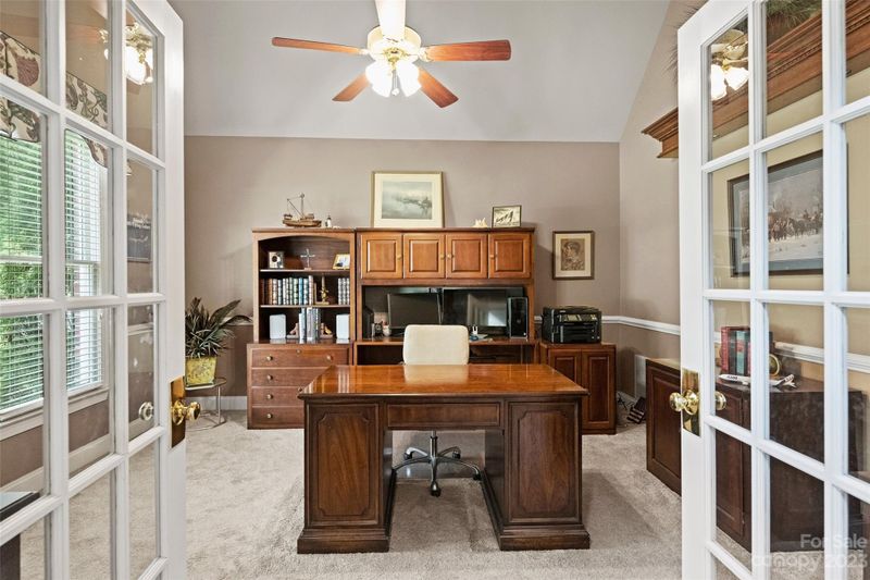 1611 Stevens Ridge Rd, Matthews, NC 28105