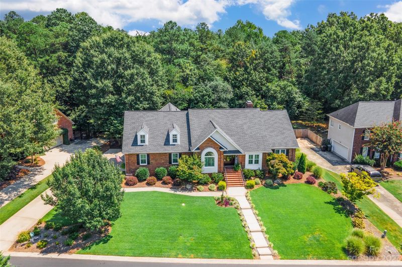 1906 Cavendale Dr, Rock Hill, SC 29732