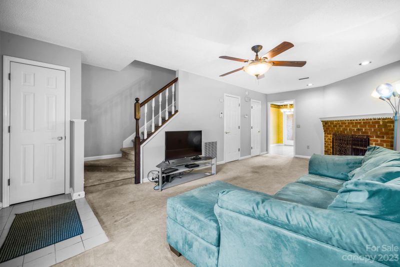 829 21st Ave NE #829, Hickory, NC 28601