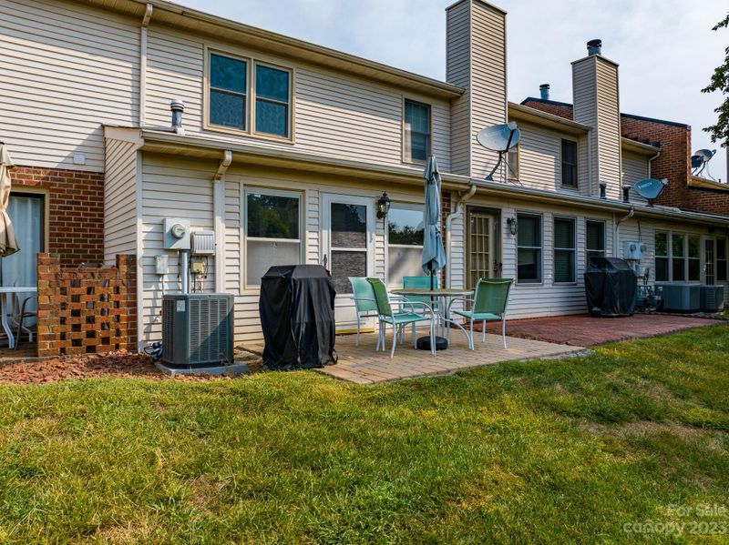 829 21st Ave NE #829, Hickory, NC 28601