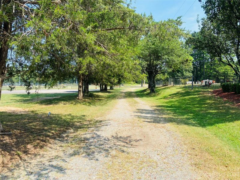 13014 Central Ave, Huntersville, NC 28078