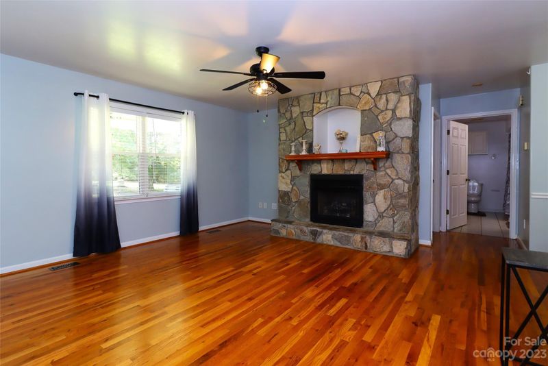 1657 Shoal Rd, Lincolnton, NC 28092