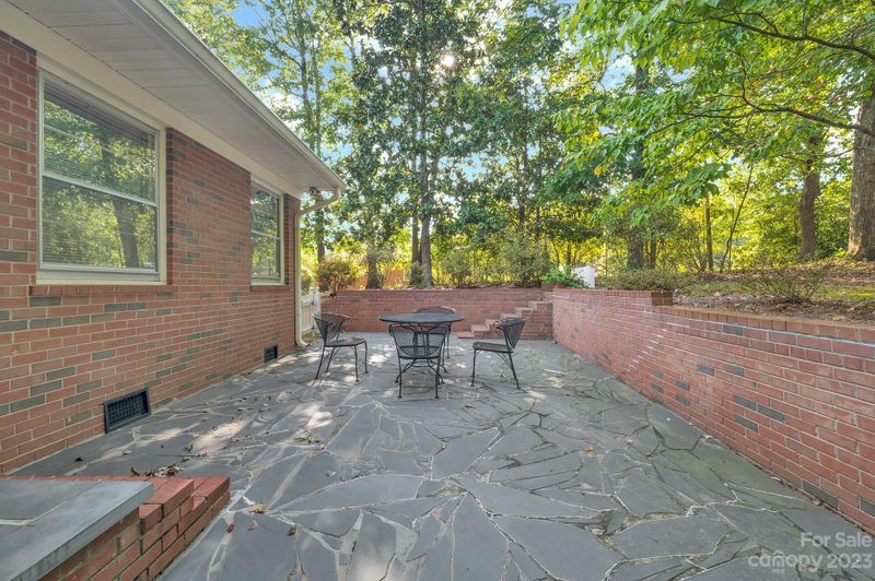 115 Forest Hills Dr, Monroe, NC 28112