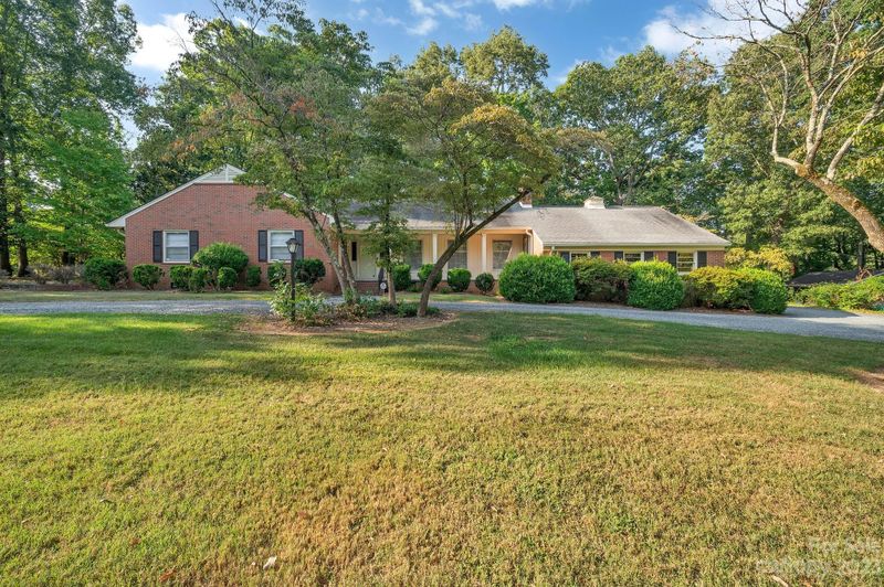 115 Forest Hills Dr, Monroe, NC 28112
