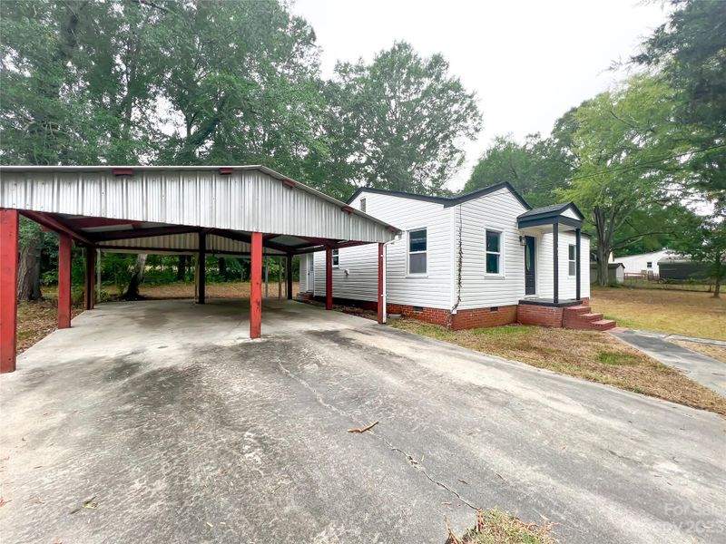 162 Elliott St W, Chester, SC 29706