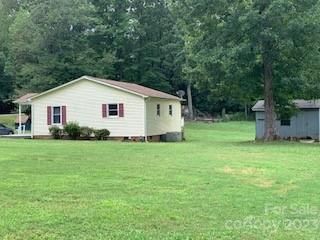 810 Deep Hollow Ct, Clover, SC 29710
