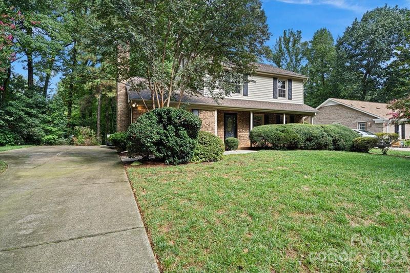 707 Tadlock Pl, Matthews, NC 28105