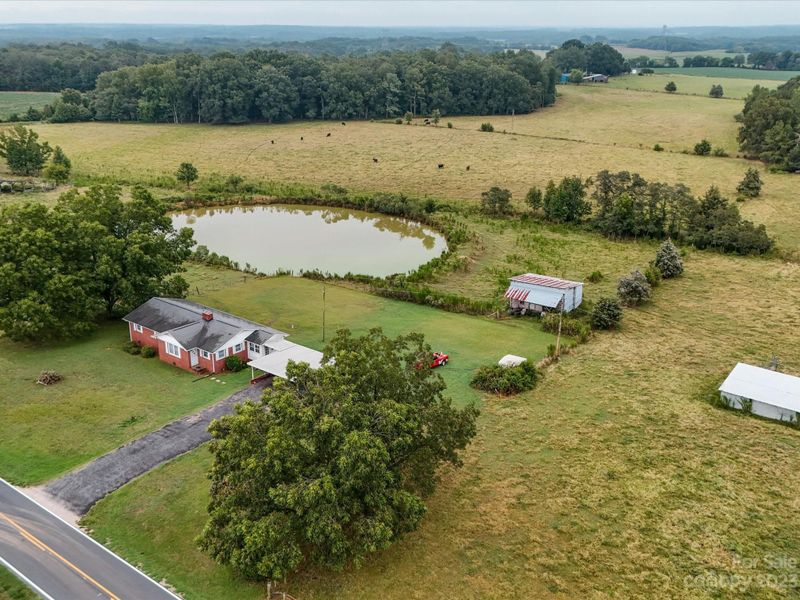 2724 Camden Rd, Marshville, NC 28103