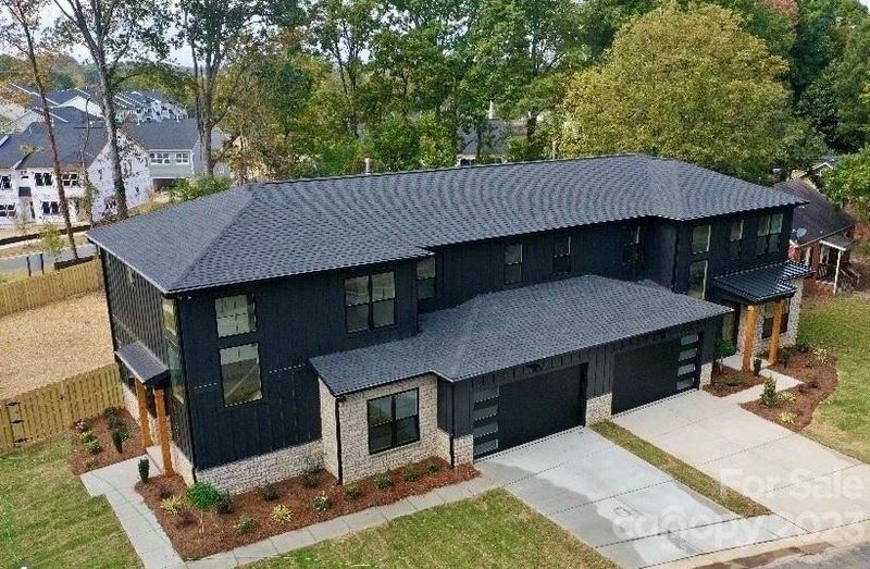 435 W Cama St #1, Charlotte, NC 28217