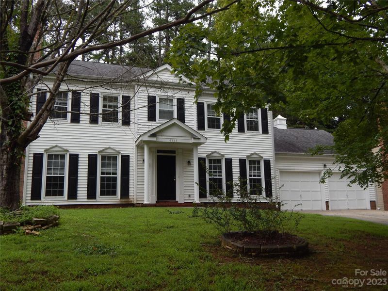 8233 Charles Crawford Dr, Charlotte, NC 28269