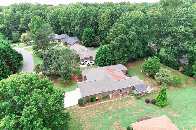 2047 Cameron Heights Cir, Denver, NC 28037