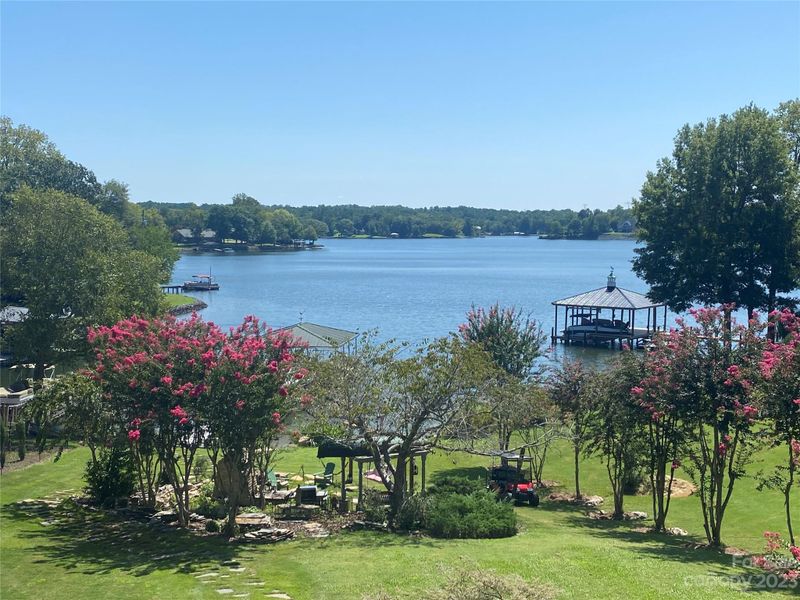 1963 Marthas Vineyard Rd, York, SC 29745