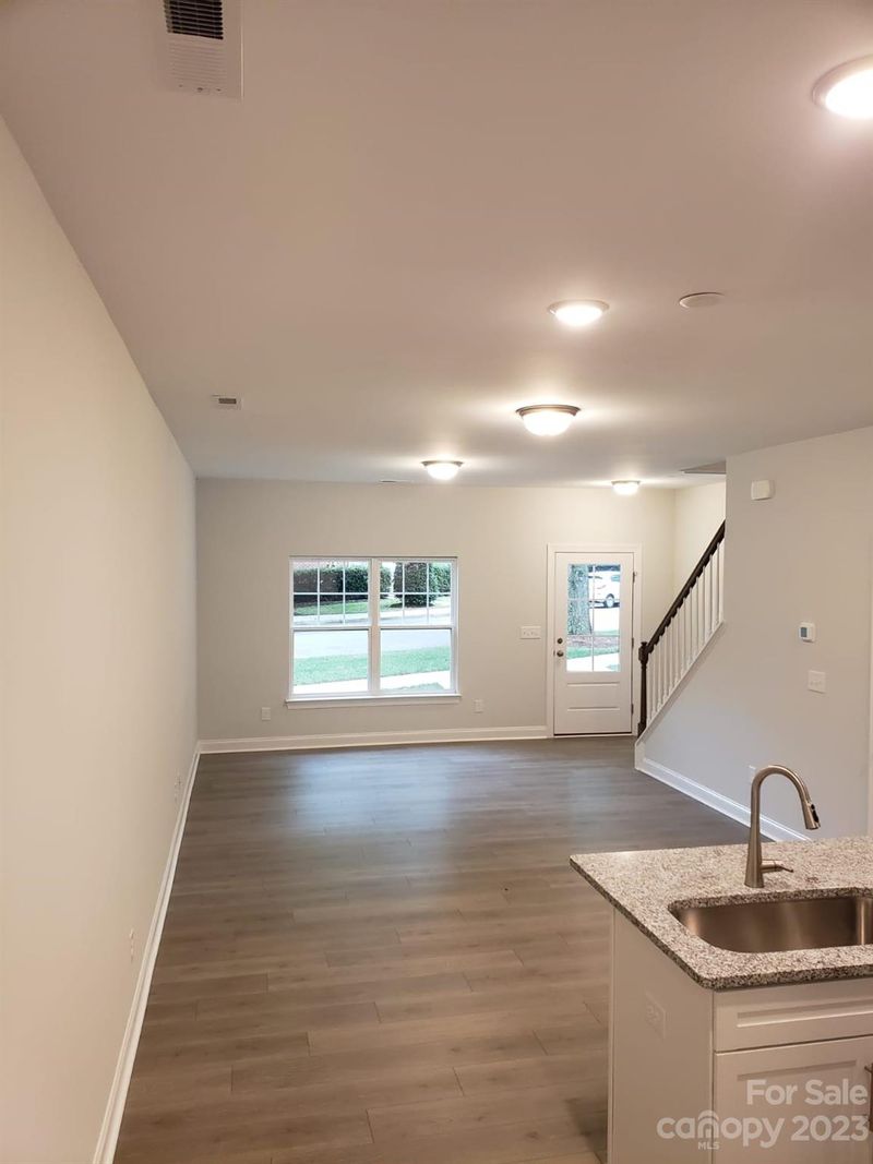 1807 Edgewater Dr NW, Conover, NC 28613