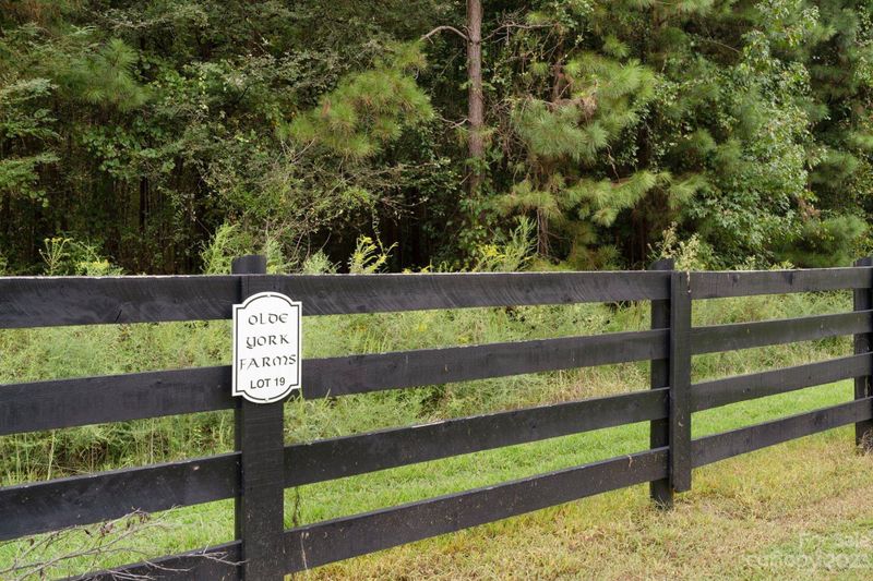 24 Sherrer Rd, York, SC 29745
