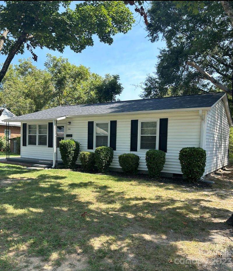 114 Whitesides St, Cherryville, NC 28021