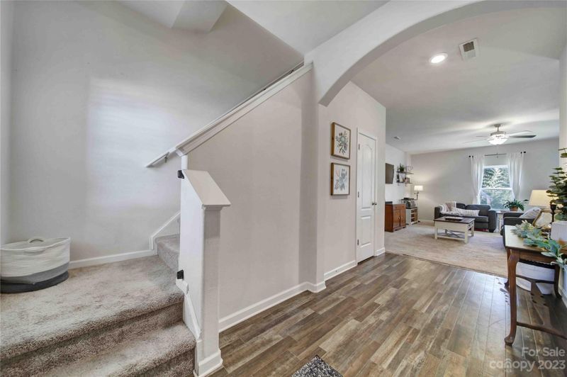 901 Joselynn Dr, Gastonia, NC 28054