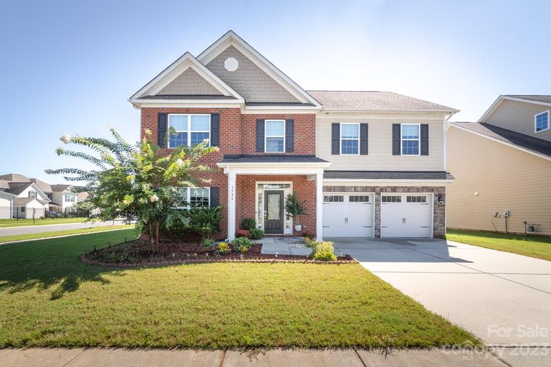 3724 Franklin Meadows Dr, Matthews, NC 28105