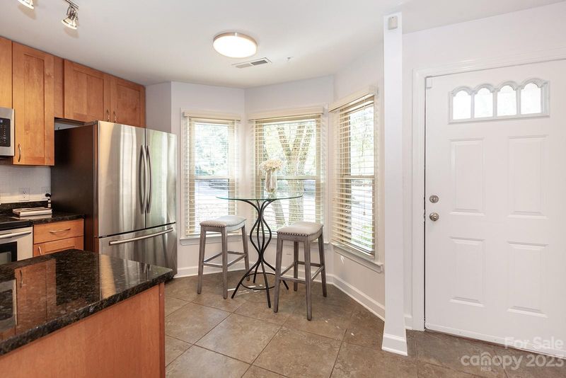 13820 Queens Harbor Rd #E, Charlotte, NC 28278