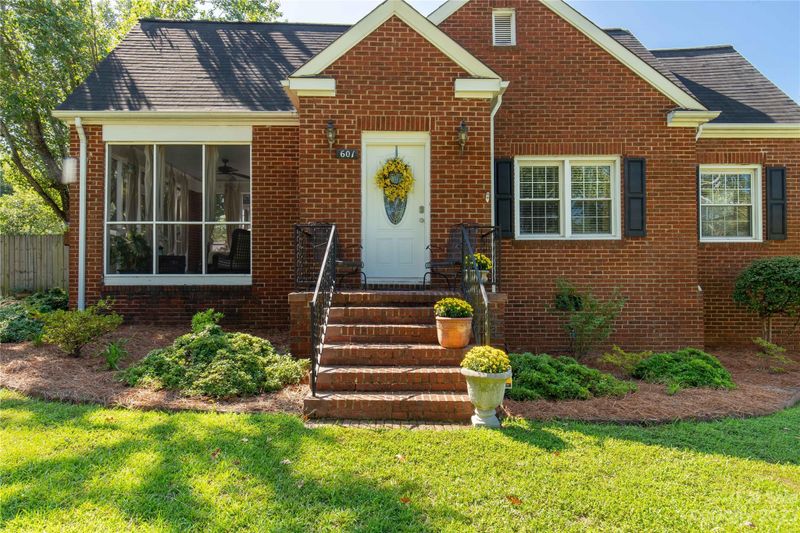 601 W Barr St, Lancaster, SC 29720