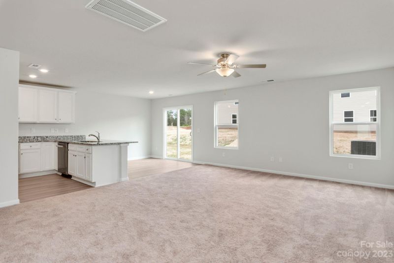 3146 Maple Ridge Dr, Gastonia, NC 28052