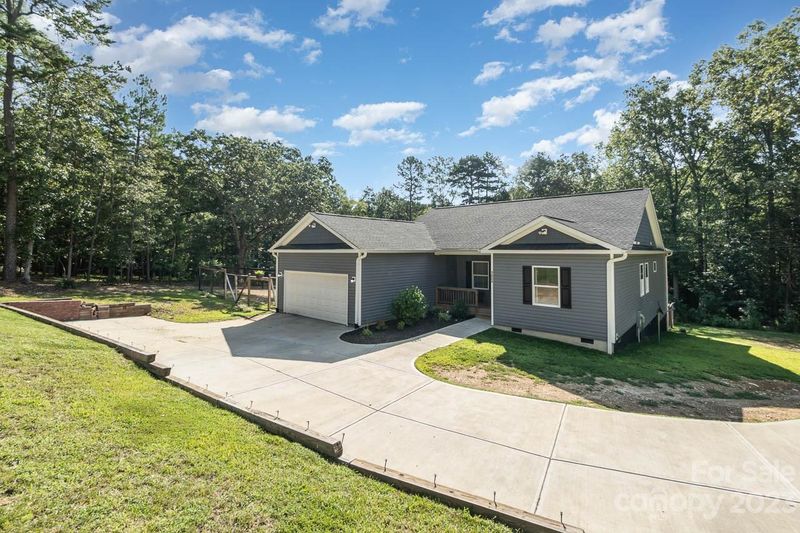 1424 Crescent St, Monroe, NC 28112