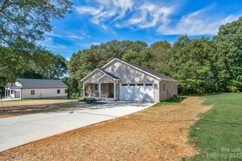 216 Jonas Dr, Lincolnton, NC 28092