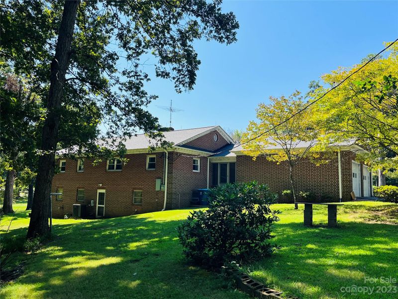 6008 Miller Rd, Kannapolis, NC 28081