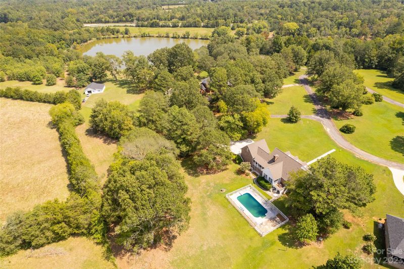 278 North Corner Estates Rd, Lancaster, SC 29720