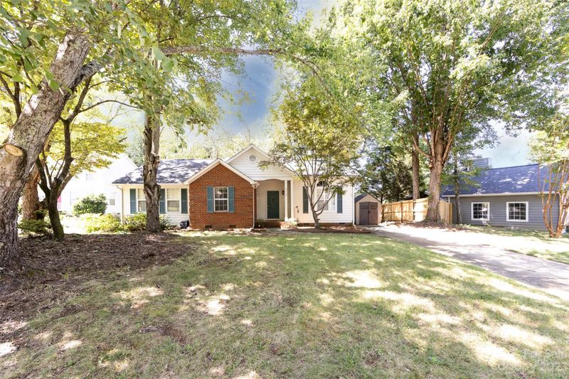 3518 Chistow Rd, Matthews, NC 28105