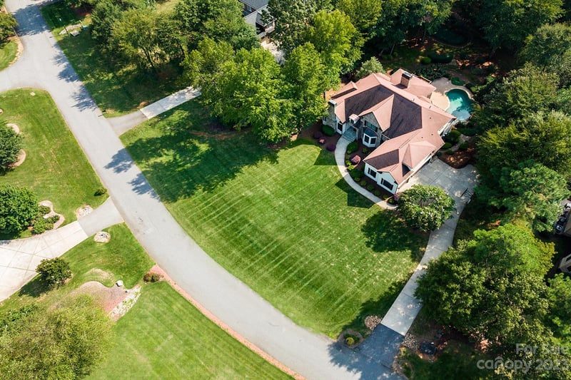 255 Blue River Rd, Lake Wylie, SC 29710