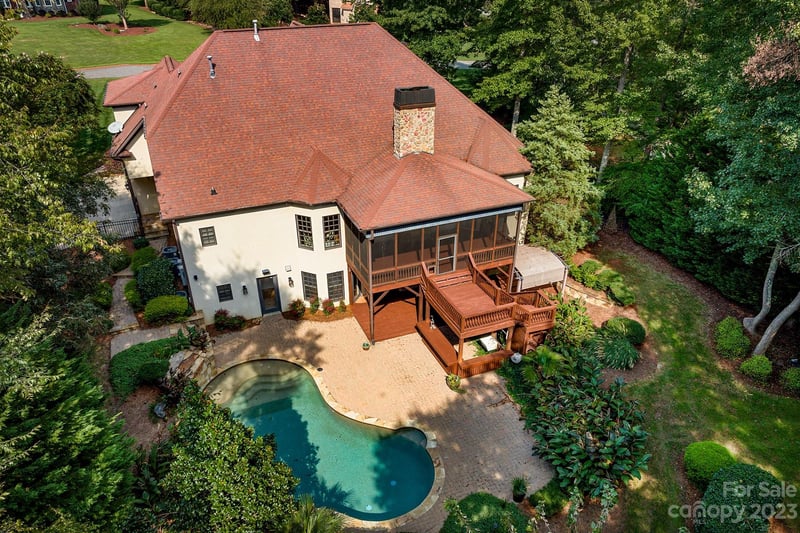 255 Blue River Rd, Lake Wylie, SC 29710