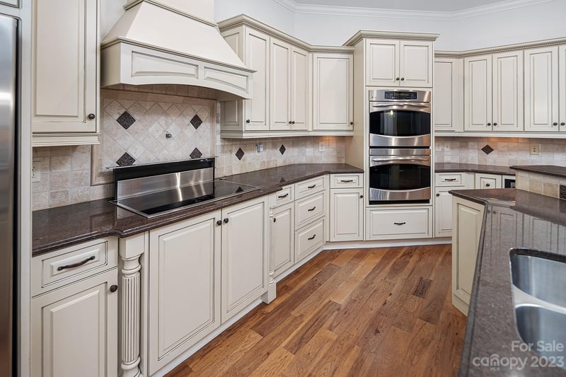 255 Blue River Rd, Lake Wylie, SC 29710