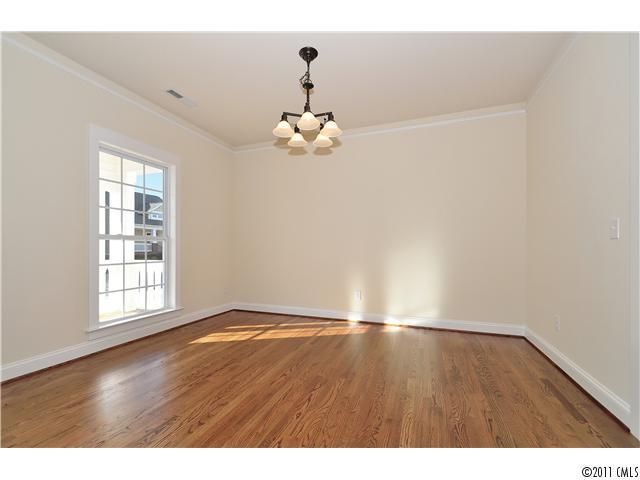 105 Iris Meadow Dr, Davidson, NC 28115