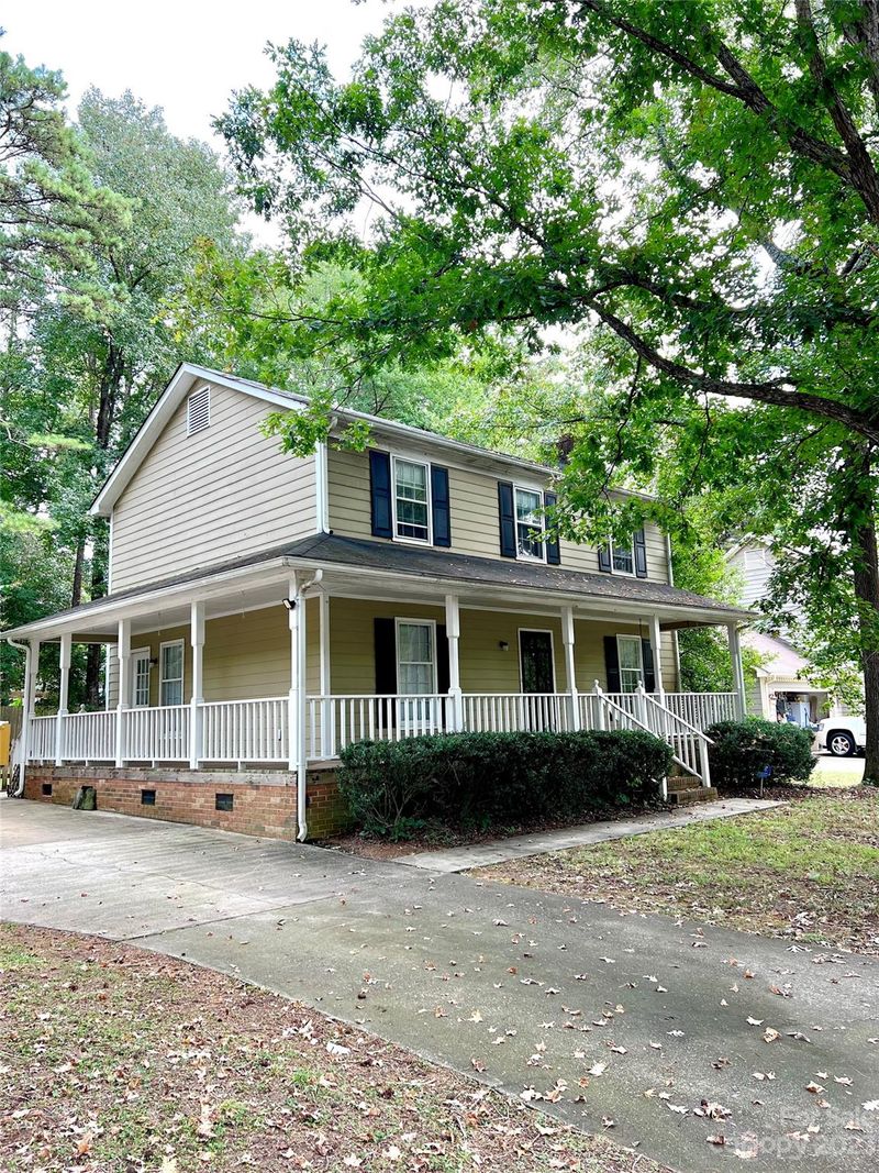 2716 Kilmarnock Ct, Matthews, NC 28105